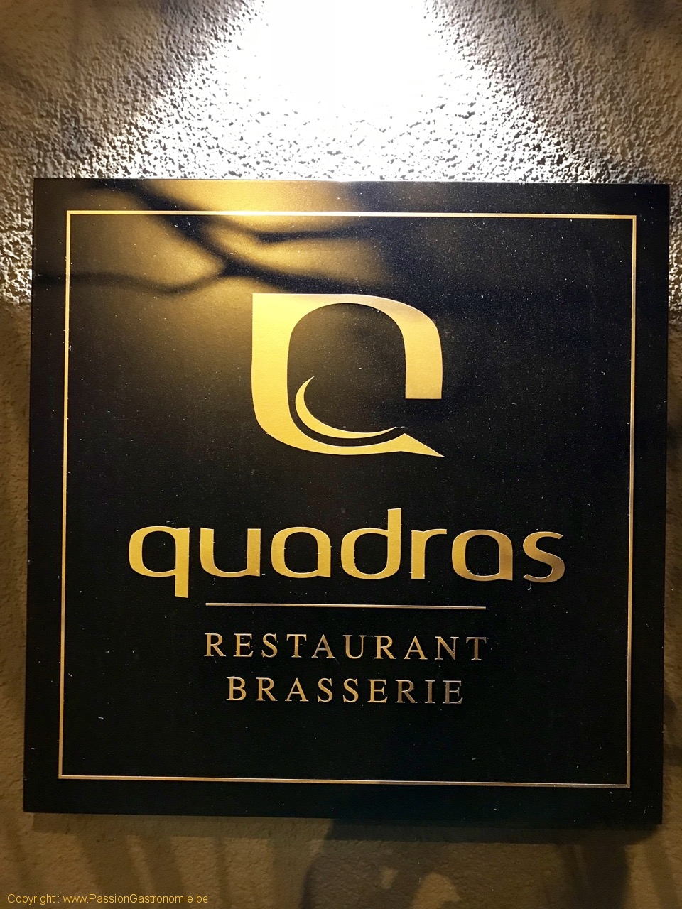 Restaurant Quadras - L'enseigne